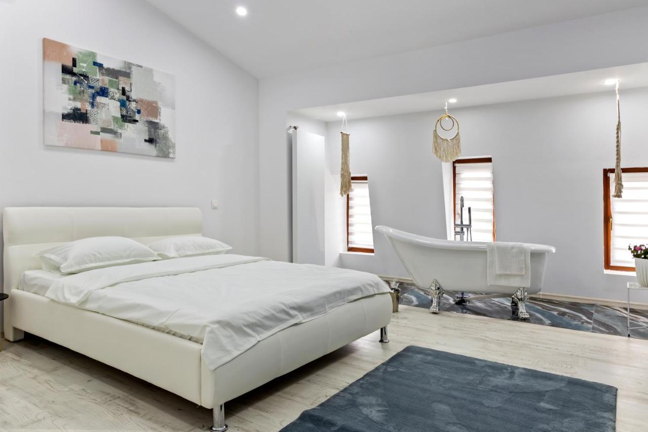 Selari Chambre Boekarest Buitenkant foto
