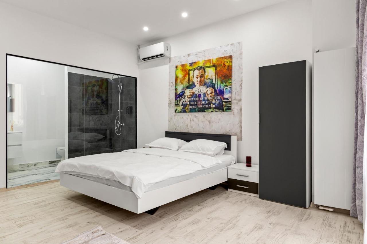 Selari Chambre Boekarest Buitenkant foto