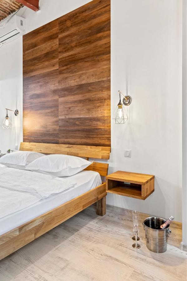 Selari Chambre Boekarest Buitenkant foto