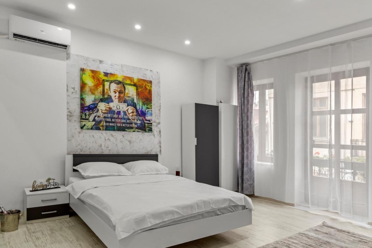 Selari Chambre Boekarest Buitenkant foto