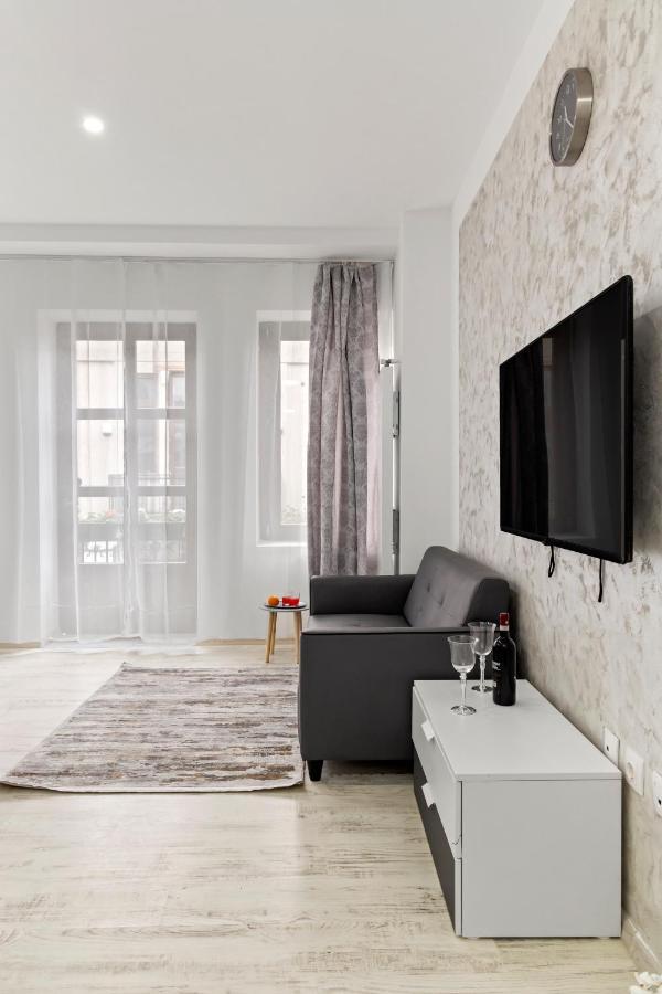 Selari Chambre Boekarest Buitenkant foto