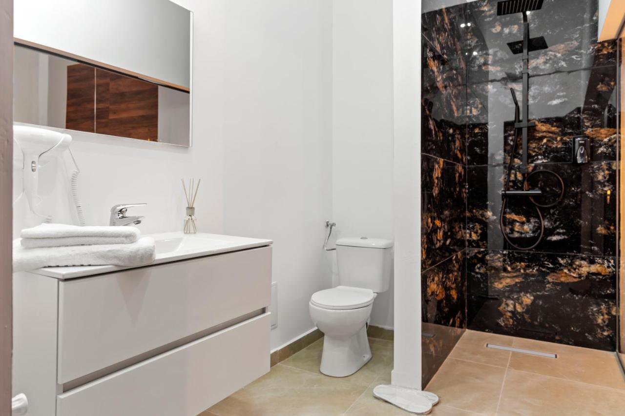 Selari Chambre Boekarest Buitenkant foto