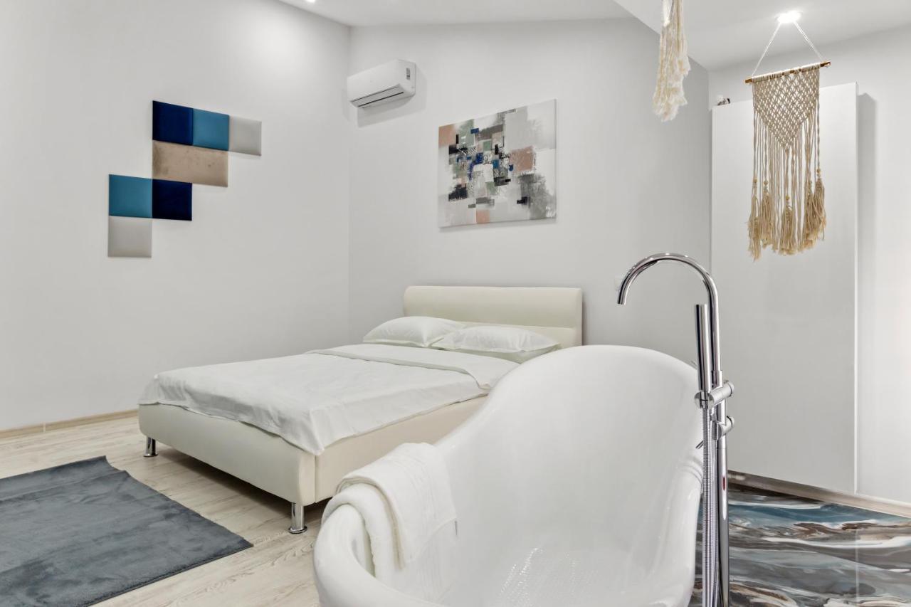 Selari Chambre Boekarest Buitenkant foto