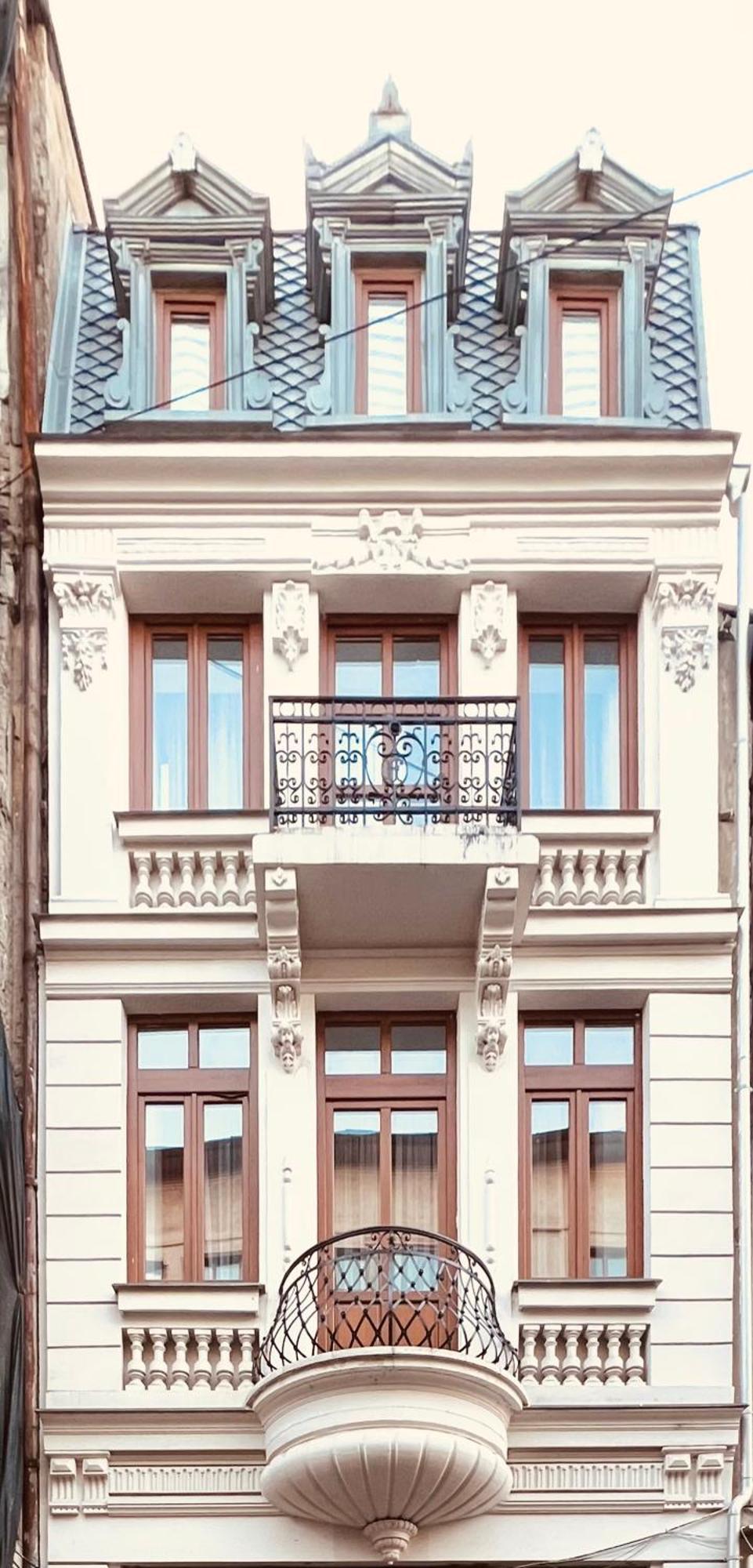 Selari Chambre Boekarest Buitenkant foto